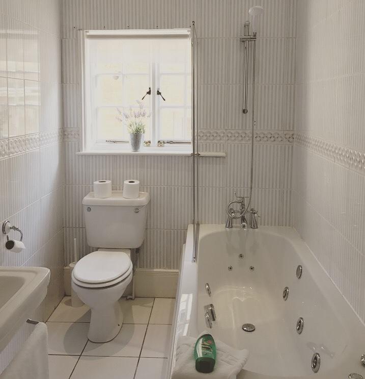 Wansford Country Lounge B&B Ngoại thất bức ảnh