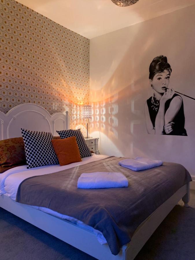 Wansford Country Lounge B&B Ngoại thất bức ảnh